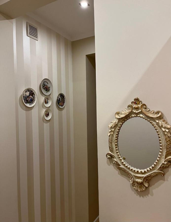 Provence Style Apartment In Old Town Klaipeda Ngoại thất bức ảnh